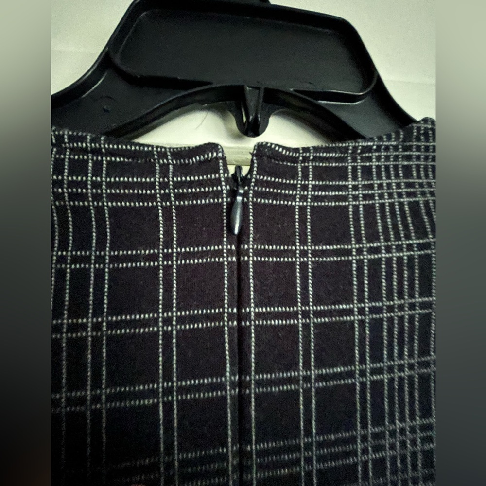 Theory Rijik Black Structured Knit Pattern Dress … - image 8